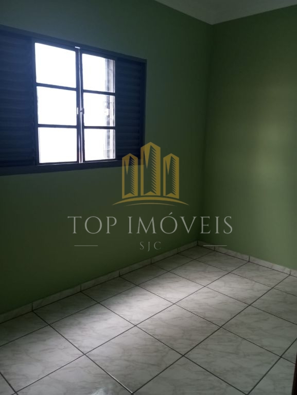Excelente sobrado à venda na zona leste de são josé dos camp
