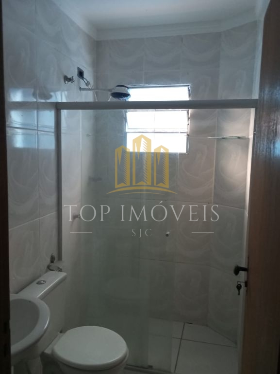 Excelente sobrado à venda na zona leste de são josé dos camp