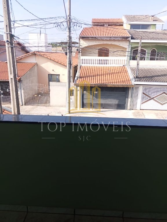 Excelente sobrado à venda na zona leste de são josé dos camp