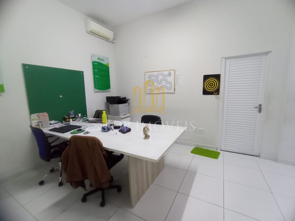 Excelente ponto comercial no centro