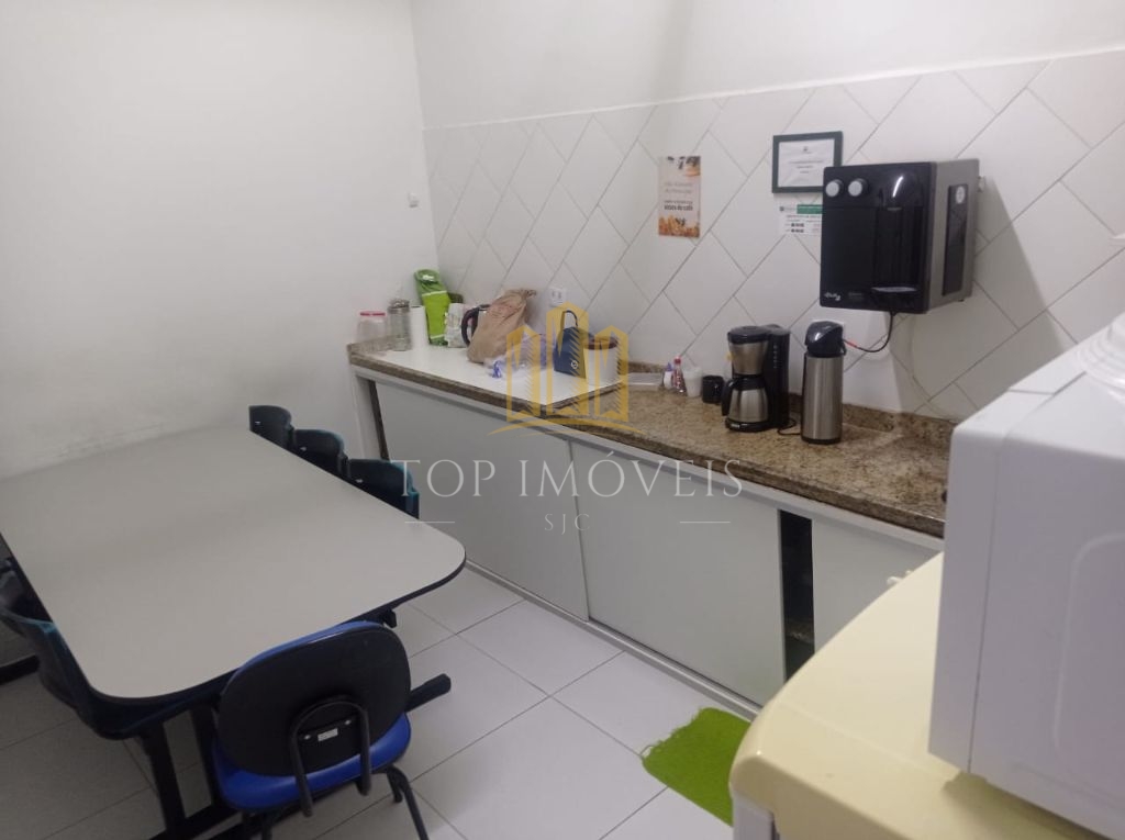 Excelente ponto comercial no centro