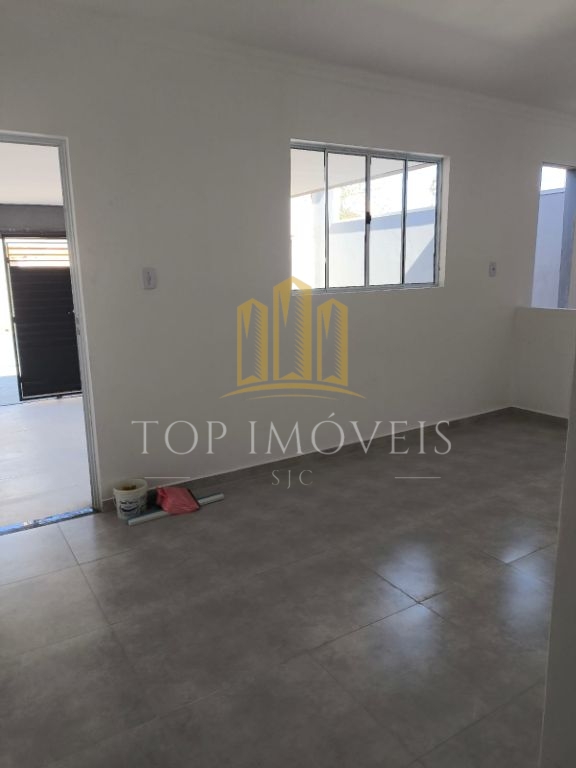 Maravilhosa casa quatro dormitórios suíte piscina espaço gou