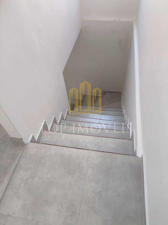 Maravilhosa casa quatro dormitórios suíte piscina espaço gou
