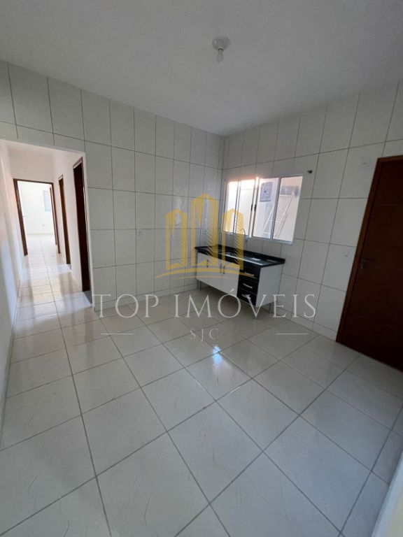 Casa nova localizada no interlagos 2 dormitorios suite 70m²