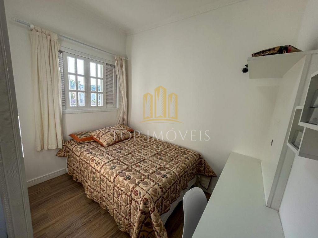 Casa Maravilhosa no Condomínio Portal da Serra 5 Dormitórios 2 Suítes Ampla e Sofisticada! Se você procura espaço, conforto e segurança em um só lugar, essa é a casa perfeita para sua família!