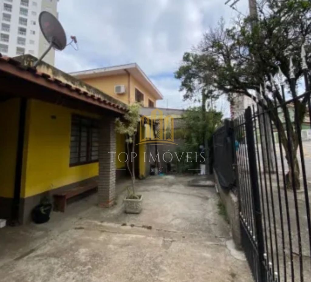 Excelente casa Localizada no Parque Industrial 3 dormitorios Casa com Edicula