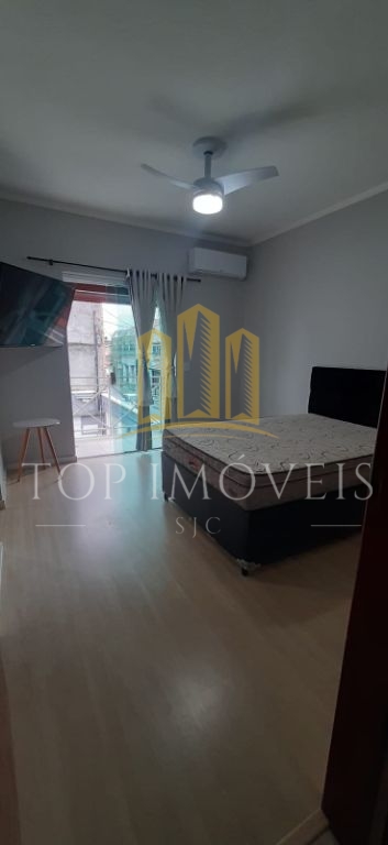 Casa sobrado em condomínio fechado – jacareí 3 quartos com s
