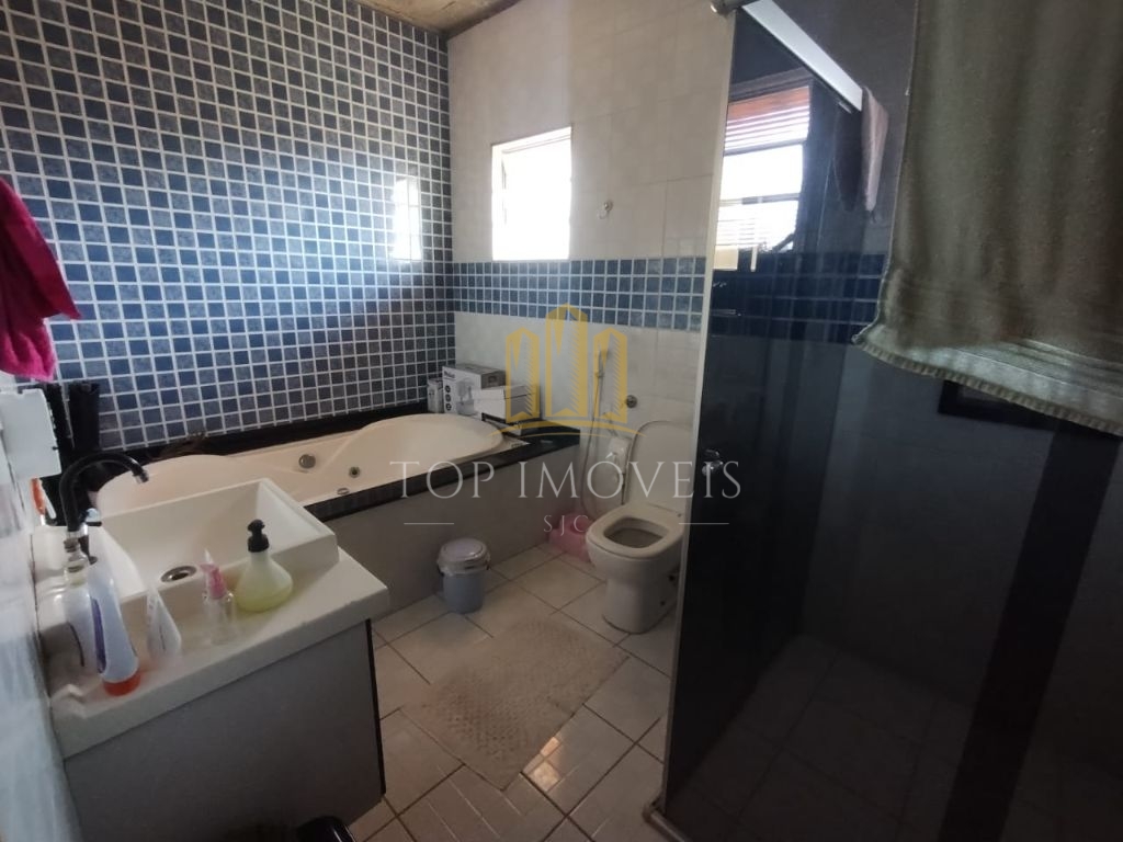 Excelente casa térrea av principal do bairro venda e locação