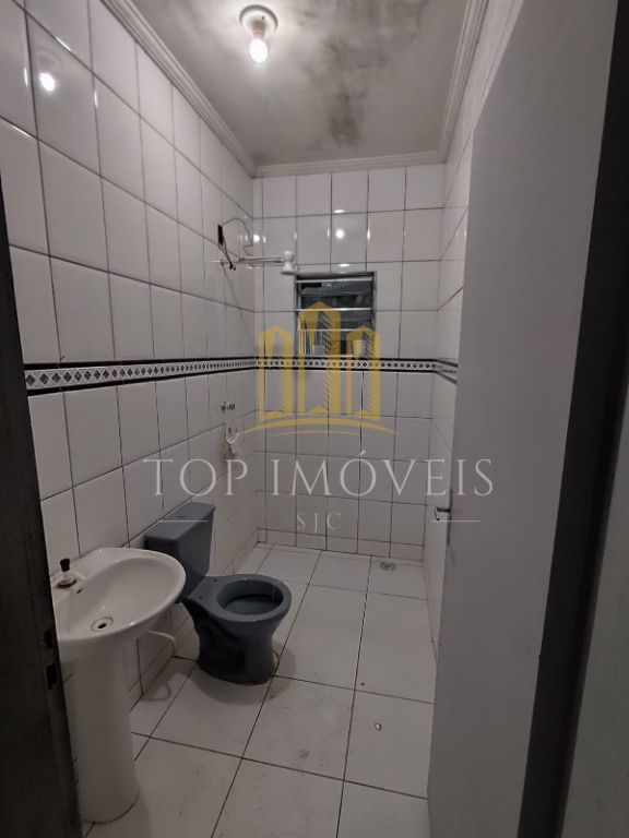 Casa de 2 quartos sendo 1 suíte no campos de são josé - zona