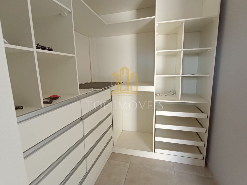 Sobrado ótimo acabamento 3 dormitórios suíte parque residenc