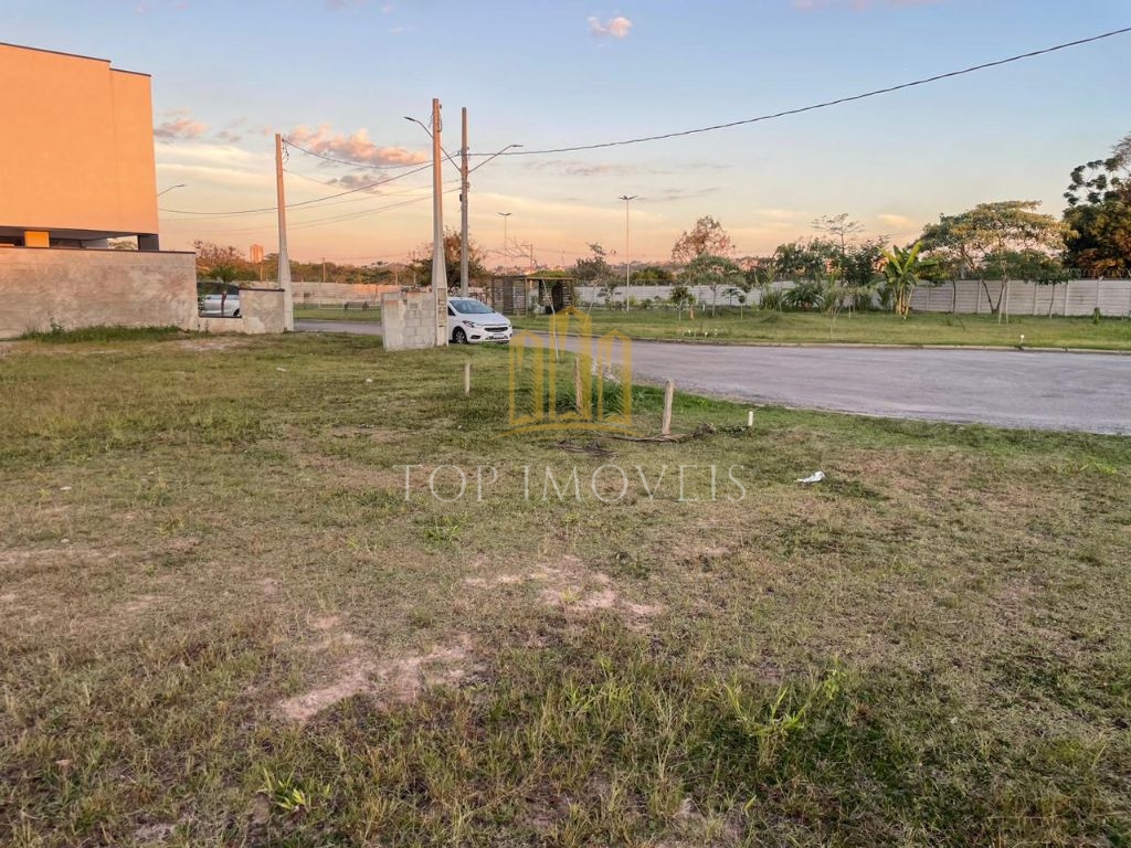 Terreno condominio bosque manacás 306,98m²