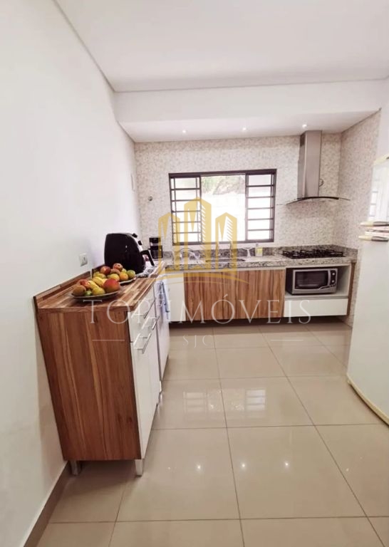 Casa três dormitórios zona mixta na av iguape oportunidade!