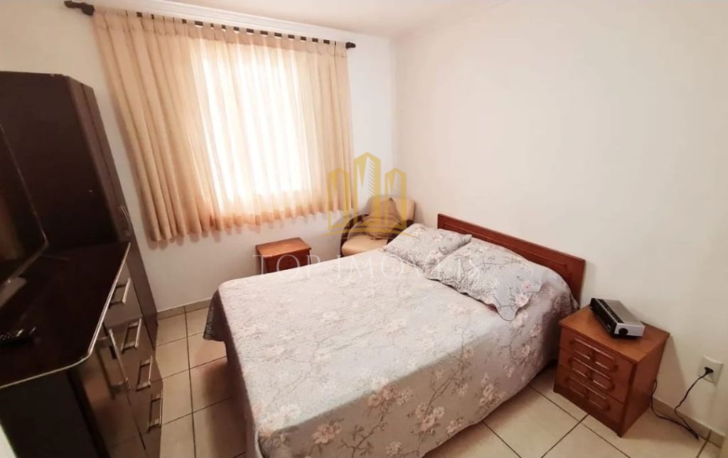 Casa três dormitórios zona mixta na av iguape oportunidade!