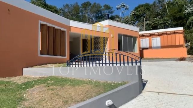 Belissima casa térrea recanto santa barbara 3 dormitórios 2 