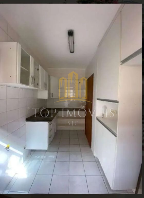 Uma casa em condomínio no Jardim Aquarius não é apenas um endereço é um estilo de vida. Imagine abrir a porta e sentir segurança, conforto e exclusividade em cada detalhe.