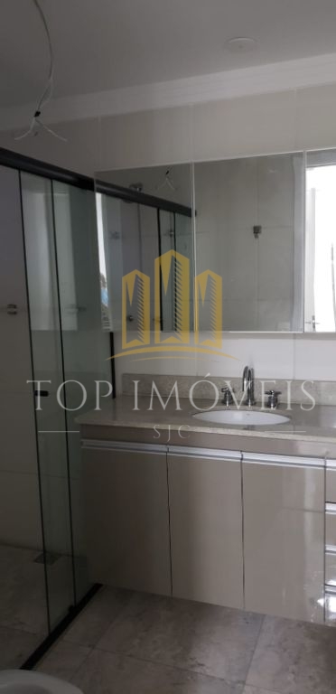 Lindo apartamento localizado no esplanada