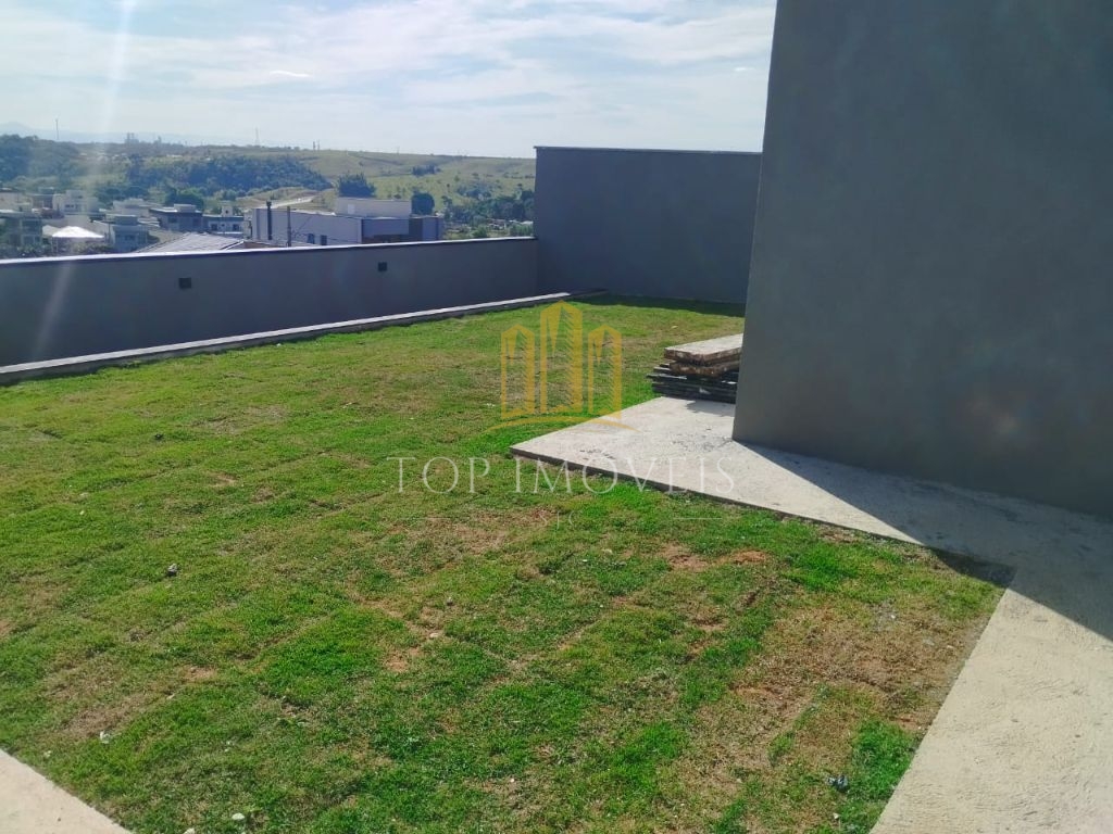 Maravilhoso sobrado três suítes espaço gourmet no espetacular condominio Verana