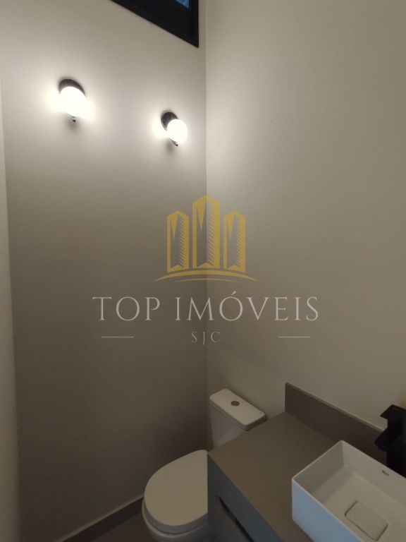 Maravilhoso sobrado três suítes espaço gourmet no espetacular condominio Verana
