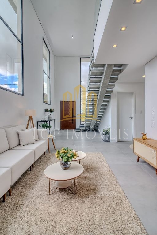 Sua nova vida de alto padrão no Vereda dos Campos! Imagine morar em uma casa impressionante, com arquitetura moderna, acabamentos sofisticados e espaços planejados para oferecer o máximo de…