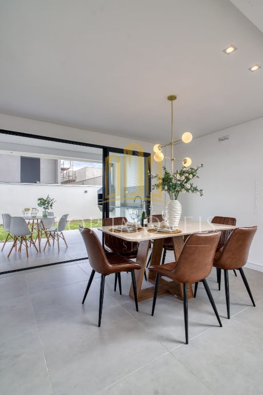 Sua nova vida de alto padrão no Vereda dos Campos! Imagine morar em uma casa impressionante, com arquitetura moderna, acabamentos sofisticados e espaços planejados para oferecer o máximo de…