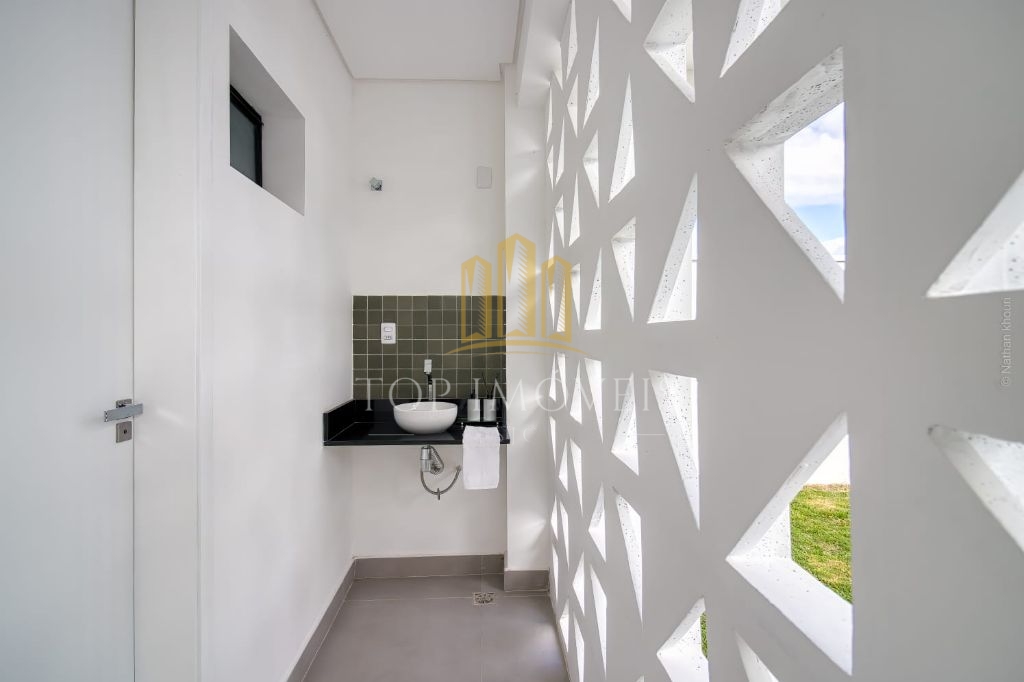 Sua nova vida de alto padrão no Vereda dos Campos! Imagine morar em uma casa impressionante, com arquitetura moderna, acabamentos sofisticados e espaços planejados para oferecer o máximo de…