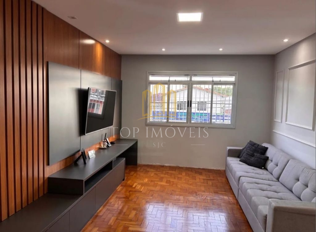 Oportunidade na Vila Ema! Charmoso Apartamento de 3 Dormitórios Se você busca conforto, praticidade e uma localização privilegiada, este é o imóvel ideal para você!