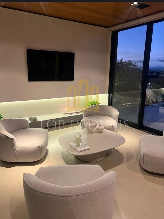 Alphaville 1 Sobrado com vista definitiva Sobrado de Alto Padrão com Vista Definitiva em Condomínio Exclusivo