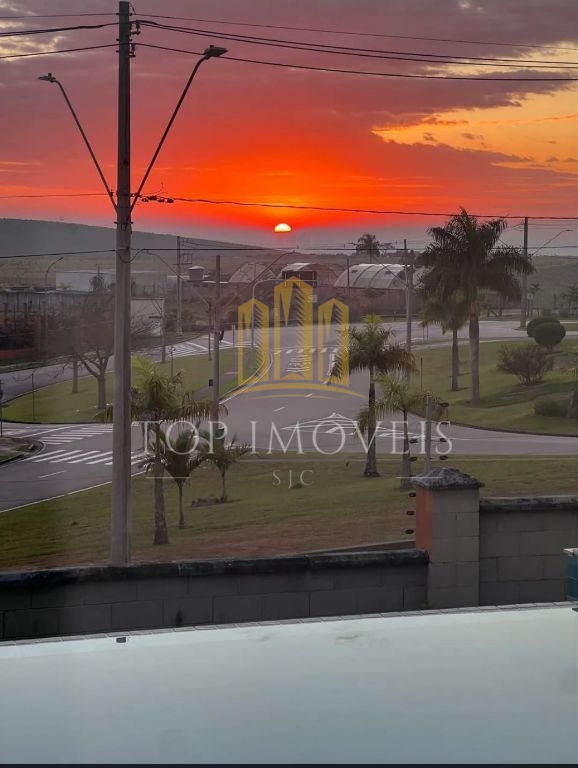Alphaville 1 Sobrado com vista definitiva Sobrado de Alto Padrão com Vista Definitiva em Condomínio Exclusivo