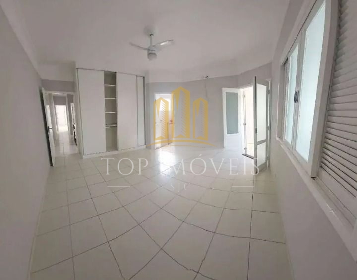 Maravilhosa casa três dormitórios suítes com sacadas ambient