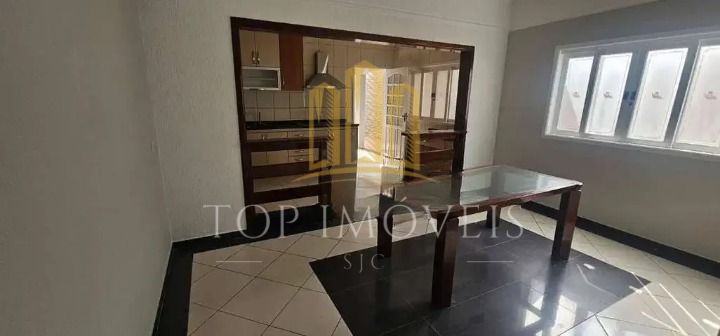Maravilhosa casa três dormitórios suítes com sacadas ambient