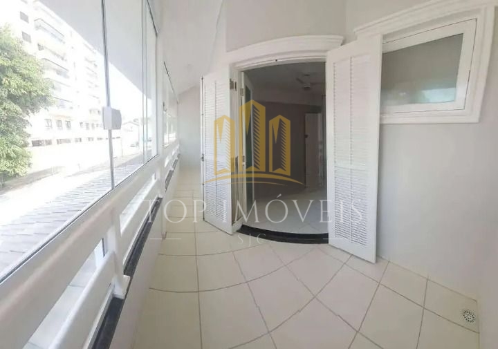 Maravilhosa casa três dormitórios suítes com sacadas ambient