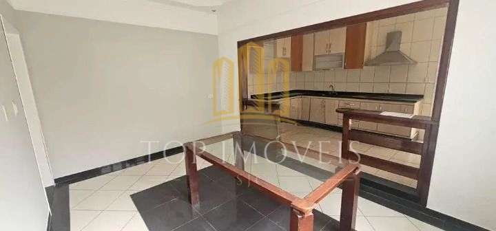 Maravilhosa casa três dormitórios suítes com sacadas ambient
