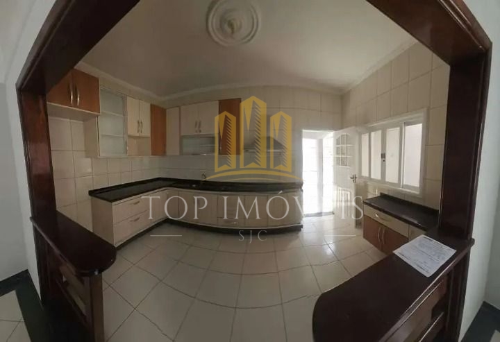 Maravilhosa casa três dormitórios suítes com sacadas ambient