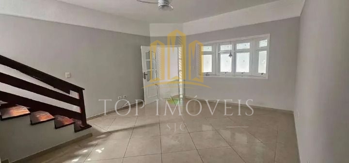 Maravilhosa casa três dormitórios suítes com sacadas ambient