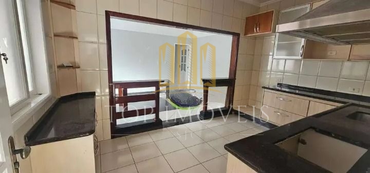 Maravilhosa casa três dormitórios suítes com sacadas ambient