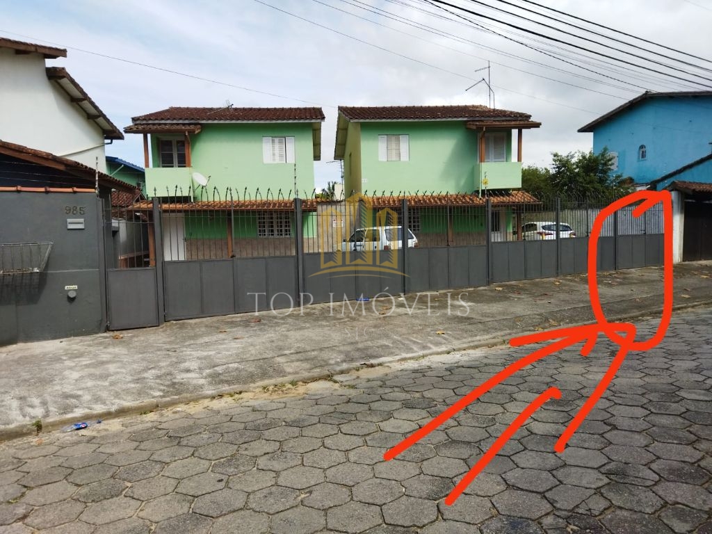 Lindo sobrado em condominio fechado na praia martim de Sá Caraguatatuba