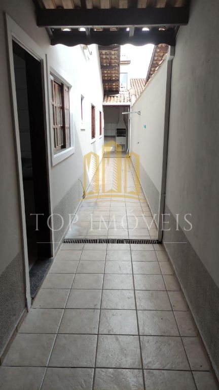 Ótima casa loteamento residencial vista linda 2 dormitórios 