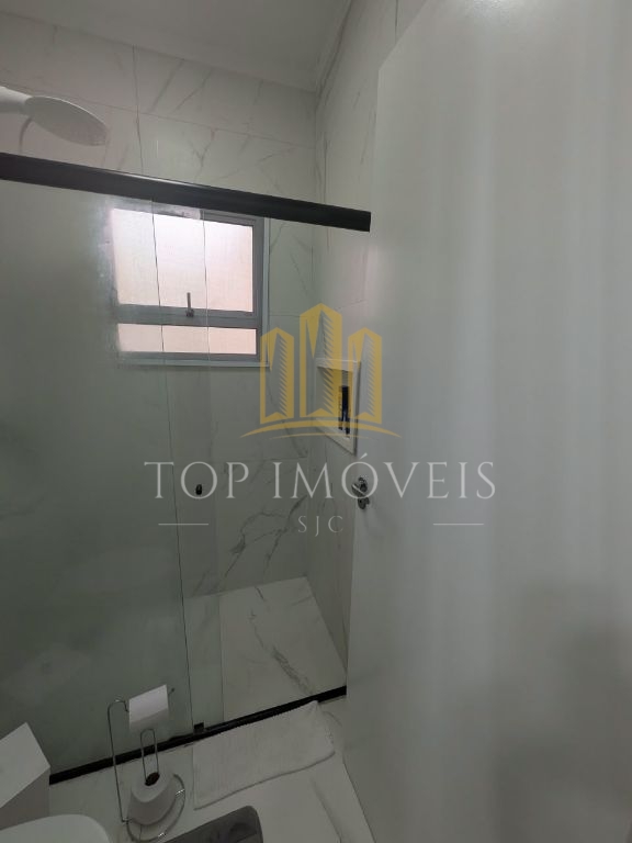 Casa em condomínio em caçapava porteira fechada!