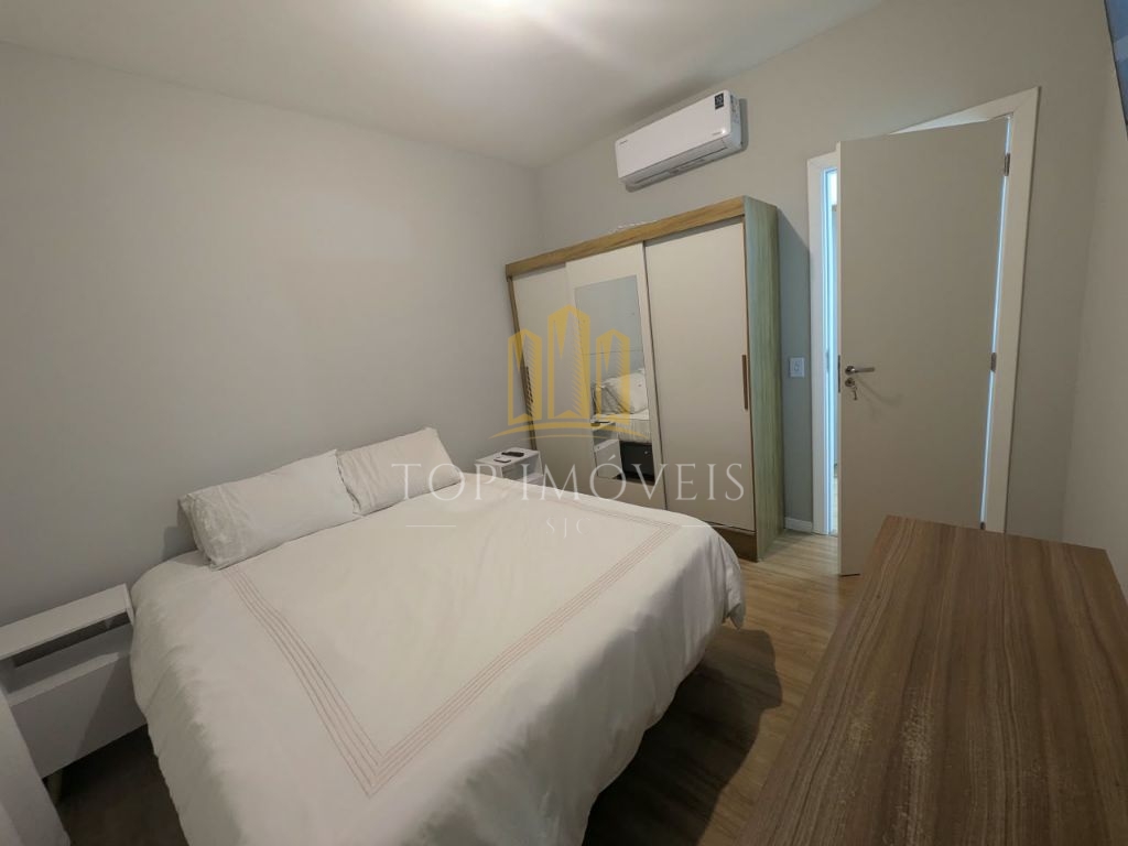 Casa em condomínio em caçapava porteira fechada!