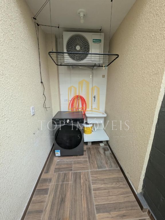 Casa em condomínio em caçapava porteira fechada!