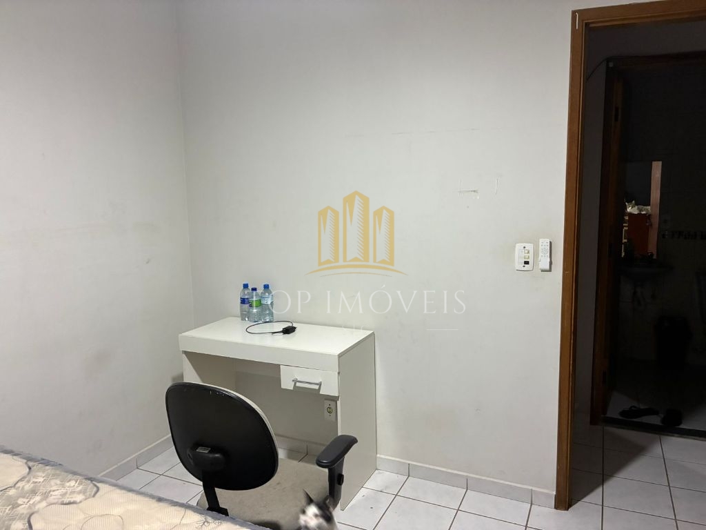 Lindo apartamento dois dormitórios no monte castelo