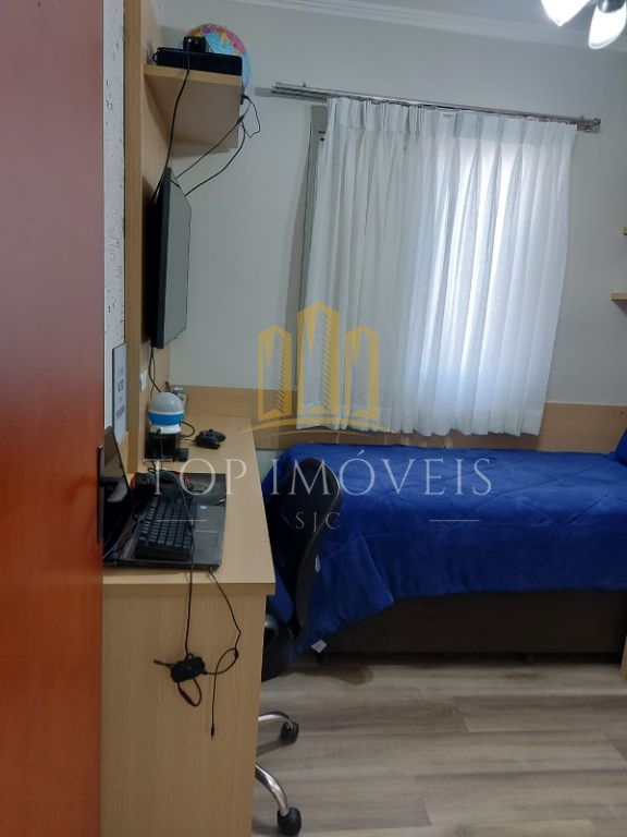 Oportunidade Imperdível na Vila Industrial! Se você procura conforto, espaço e localização privilegiada, este é o apartamento ideal para você!