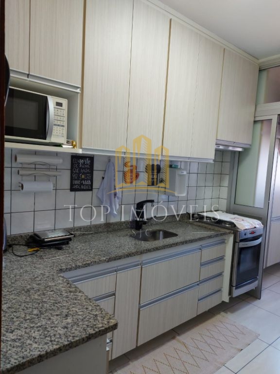 Oportunidade Imperdível na Vila Industrial! Se você procura conforto, espaço e localização privilegiada, este é o apartamento ideal para você!