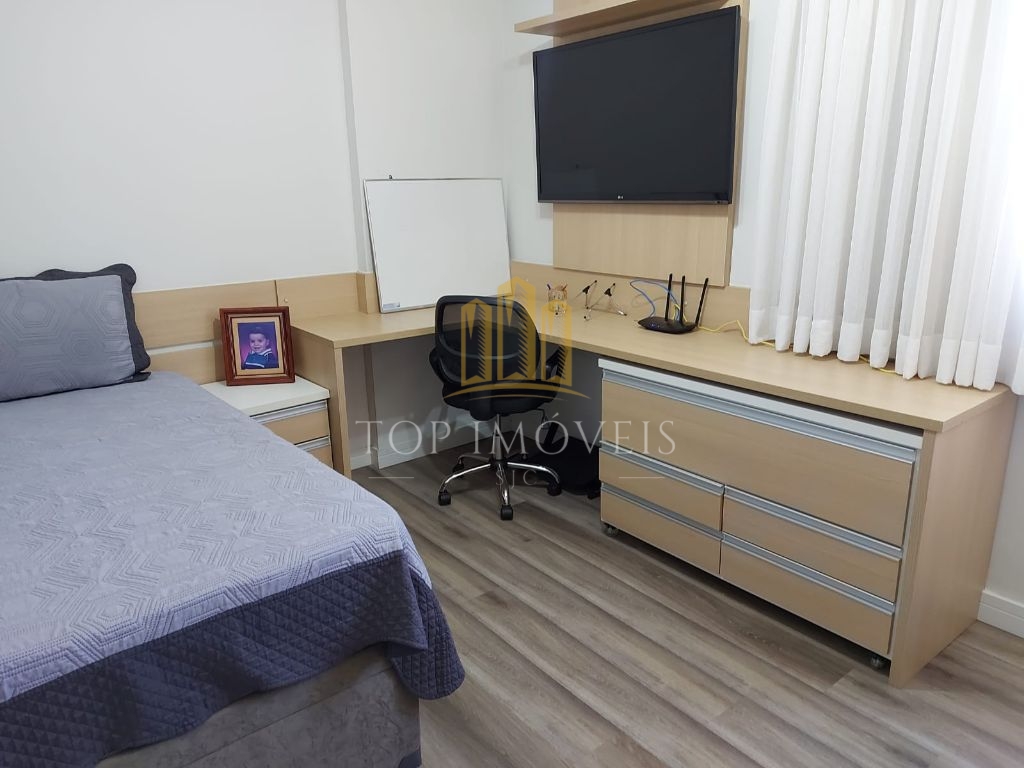 Oportunidade Imperdível na Vila Industrial! Se você procura conforto, espaço e localização privilegiada, este é o apartamento ideal para você!