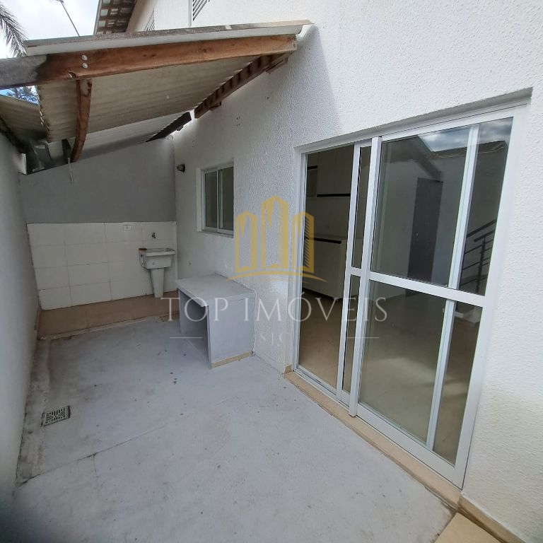 Linda casa dois dormitórios Súite em Vilagio no chacaras São José