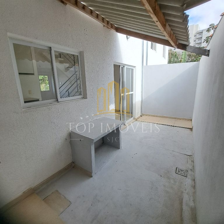 Linda casa dois dormitórios Súite em Vilagio no chacaras São José