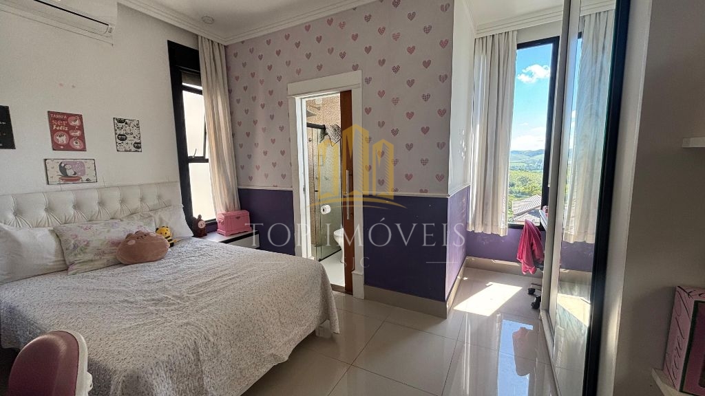 Belissimo sobrado localizada no jaguary 5 suites piscina are