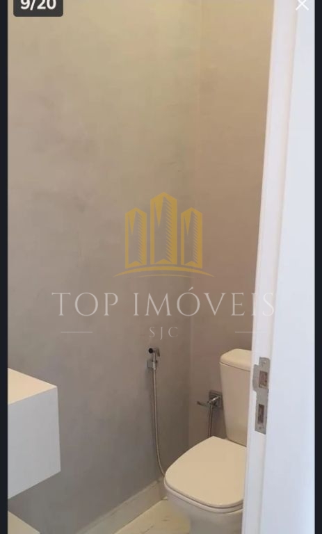 Maravilhosa casa três dormitórios suíte com closet piscina á