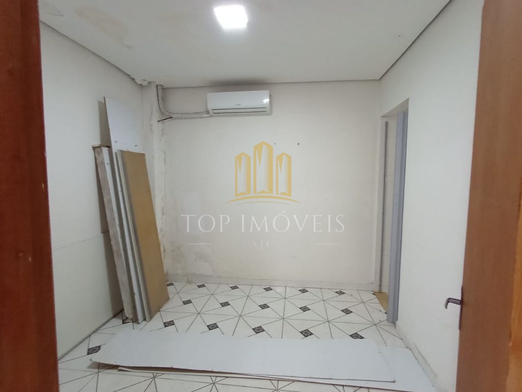 Belissima casa galo branco 405m² construção aptidão residenc