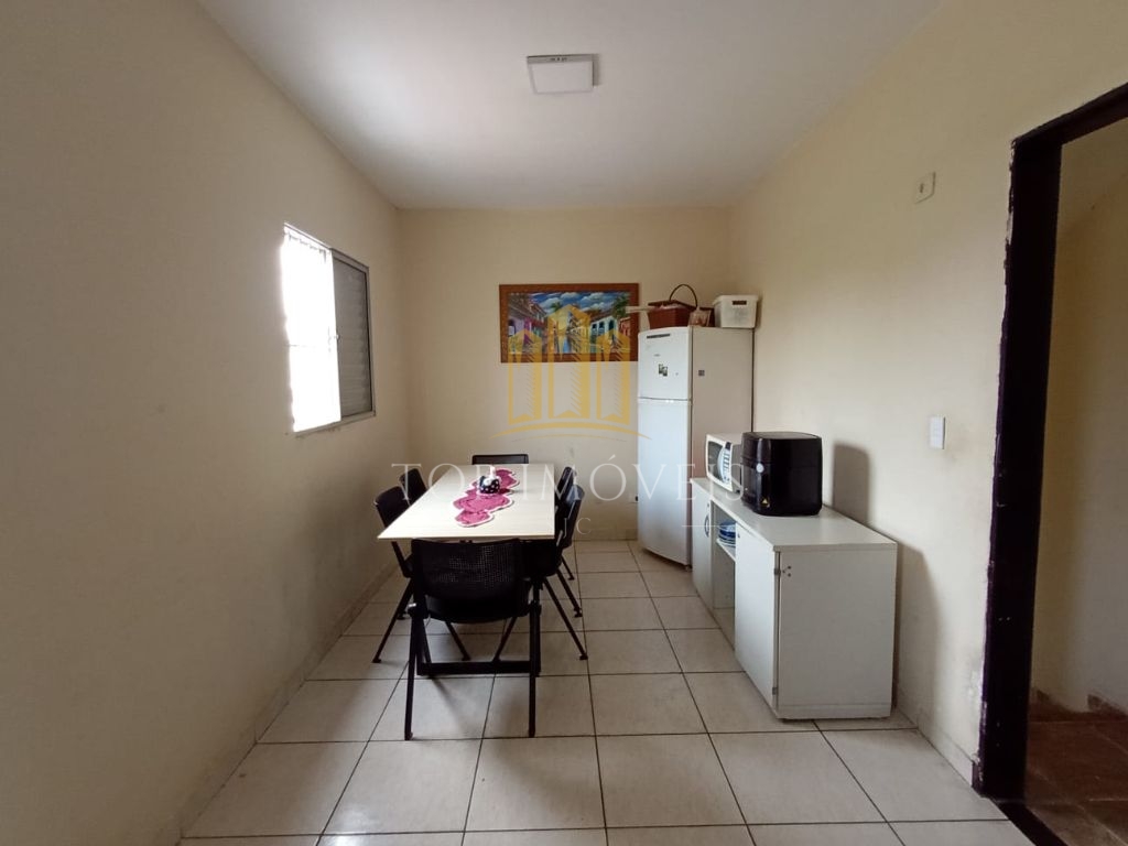 Belissima Casa Galo Branco 405m² Construção Aptidão Residencial e Comercial